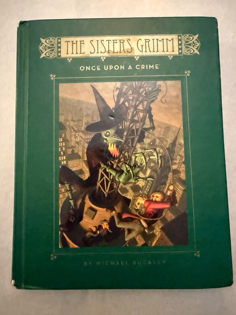 The Sisters Grimm: Once Upon a Crime - Michael Buckley fall halloween